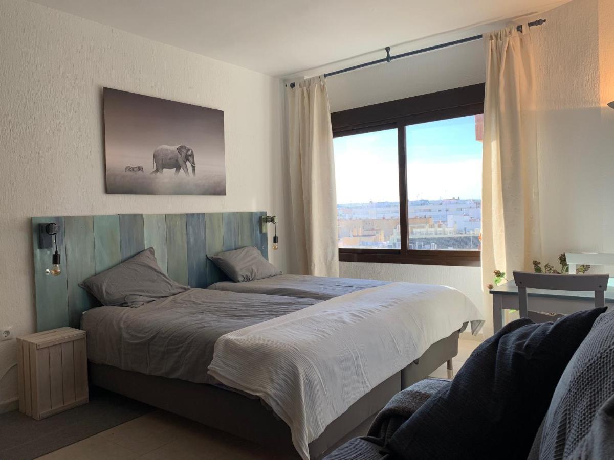 Apartamentos Rg Resitur Севилья Экстерьер фото